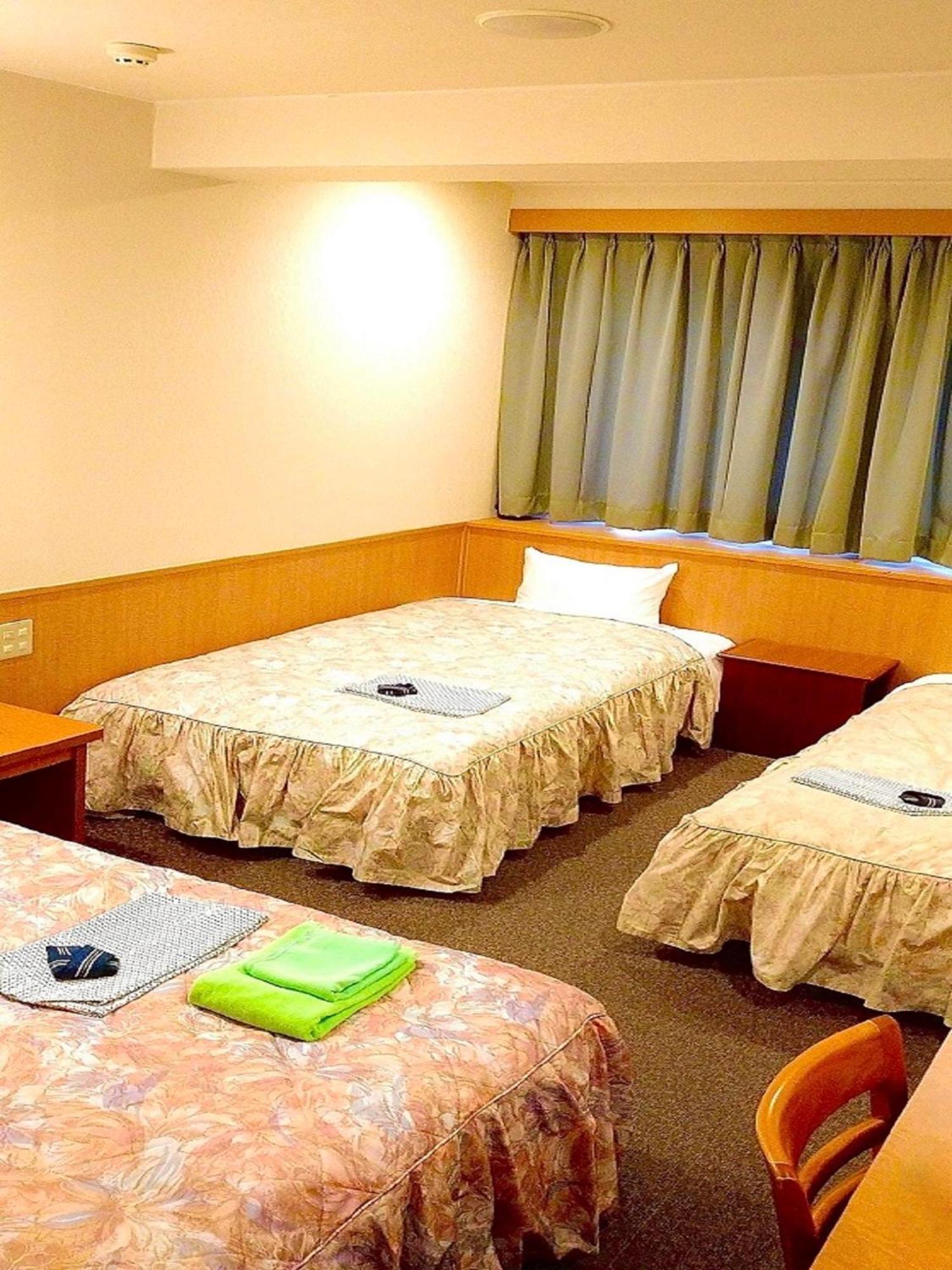 Yonago Universal Hotel Екстериор снимка