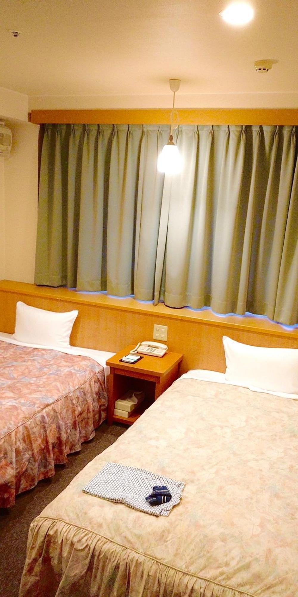 Yonago Universal Hotel Екстериор снимка